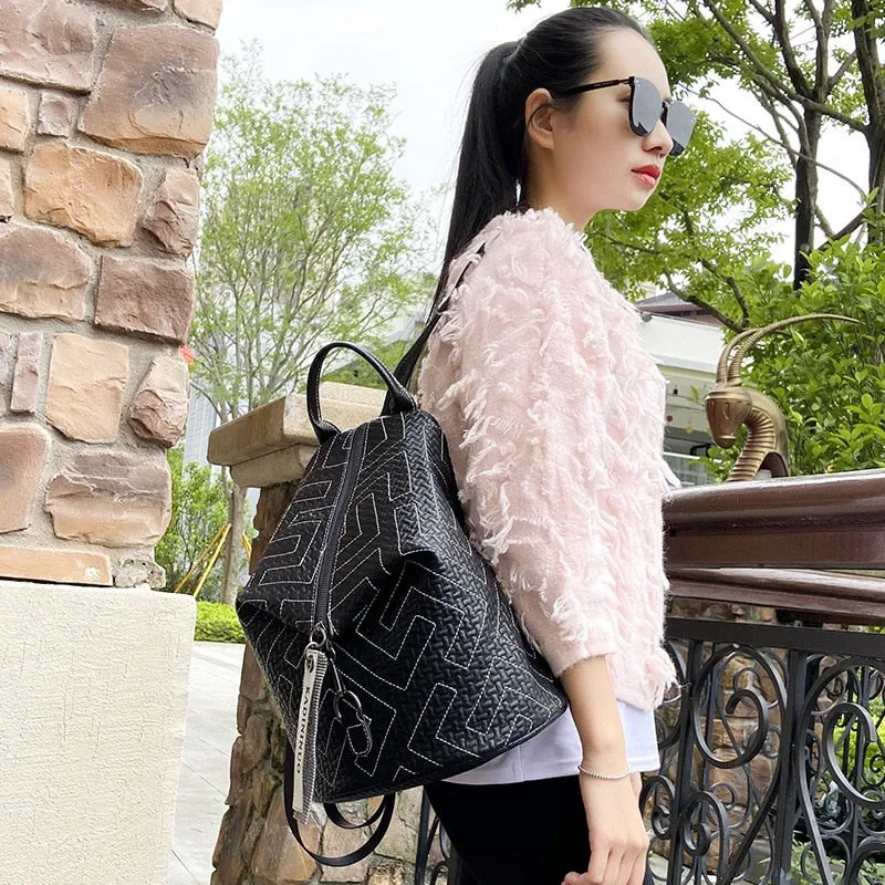 Genuine Leather Backpack Women Fashion Brand All-match Leather Women&#39;s Backpacks Personalized Travel Large Capacity Dumpling Bag