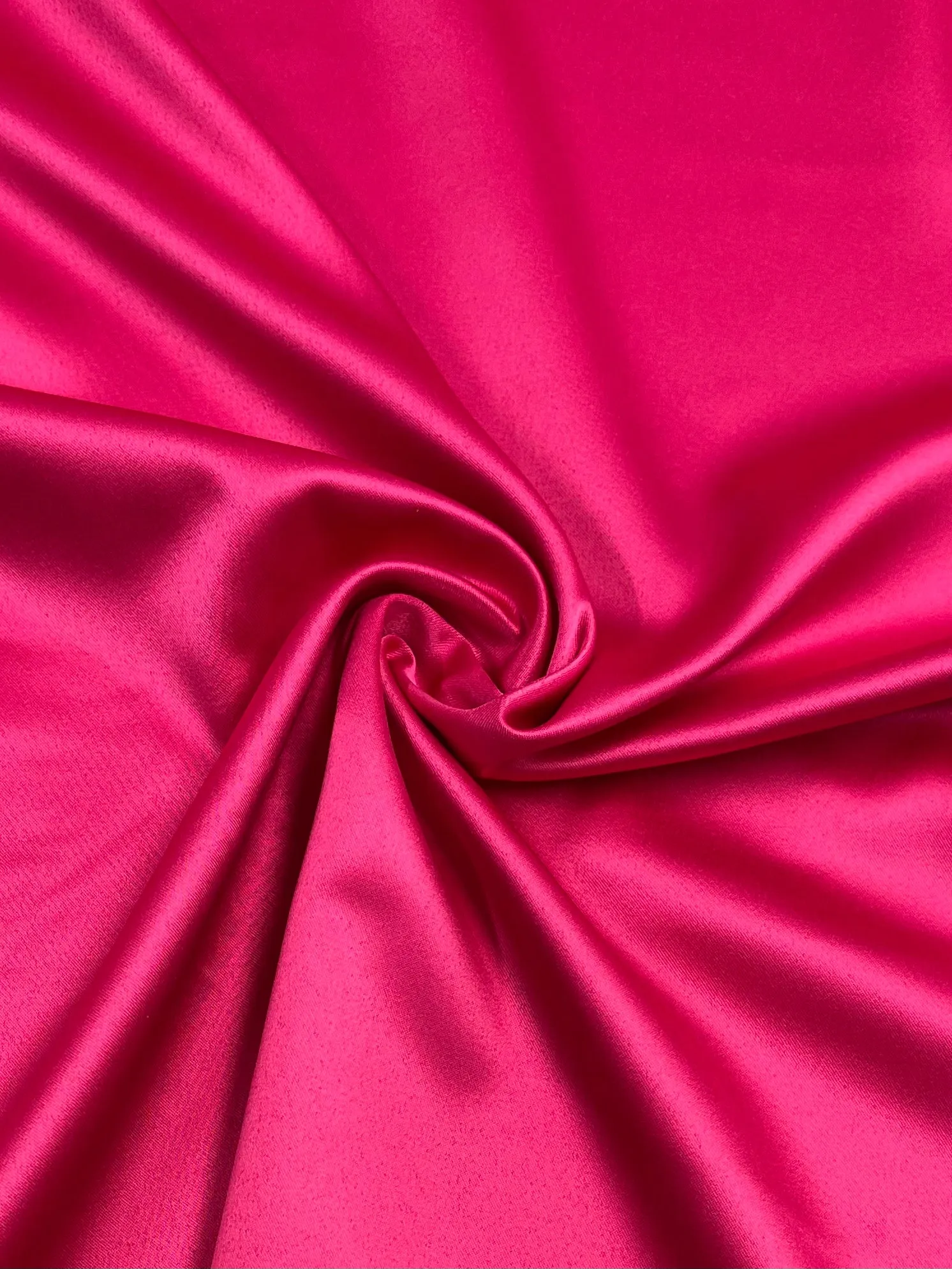 Satin Deluxe - Hot Pink - 150cm